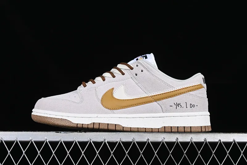 All Categories Nk SB Dunk Series Nk SB Dunk Low Low-top sneakers Cost-effective version Nk SB Dunk Low "85" double hook SB low-top sports and leisure sneakers DO9457-105